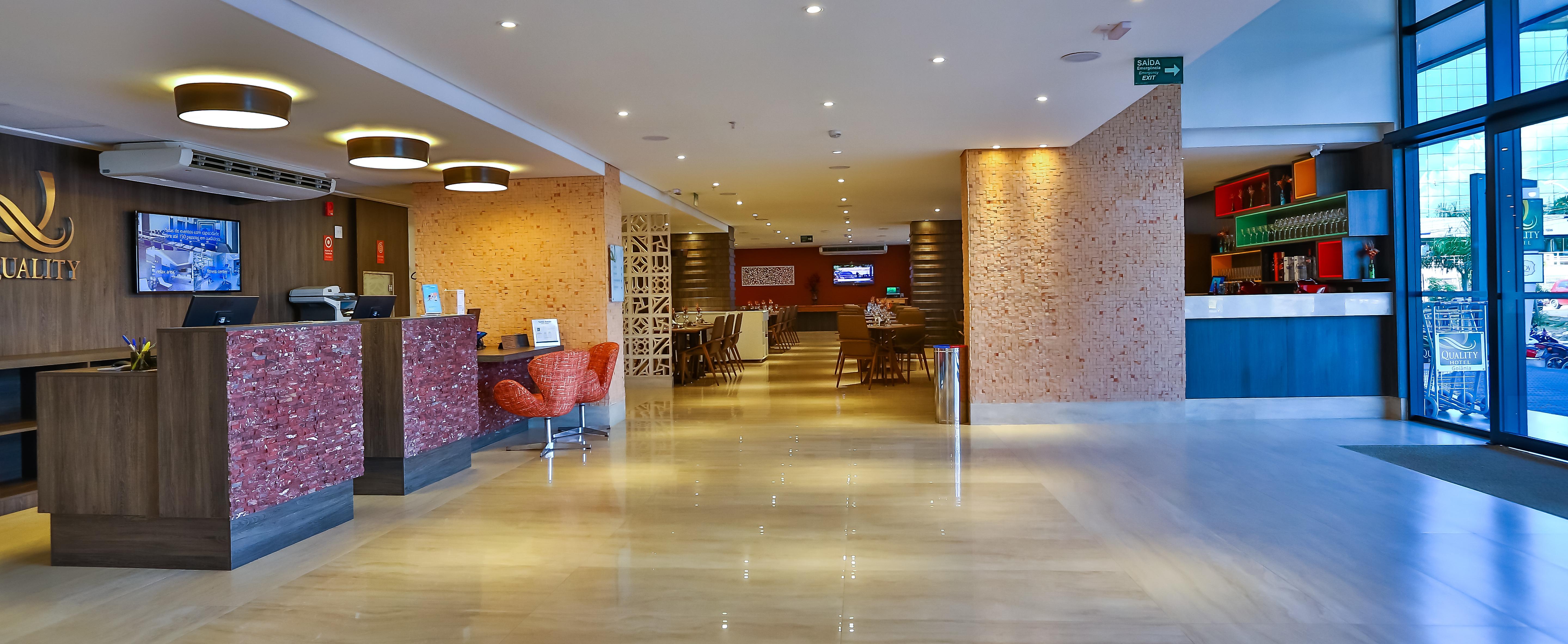 Quality Hotel Flamboyant Goiania Bagian luar foto