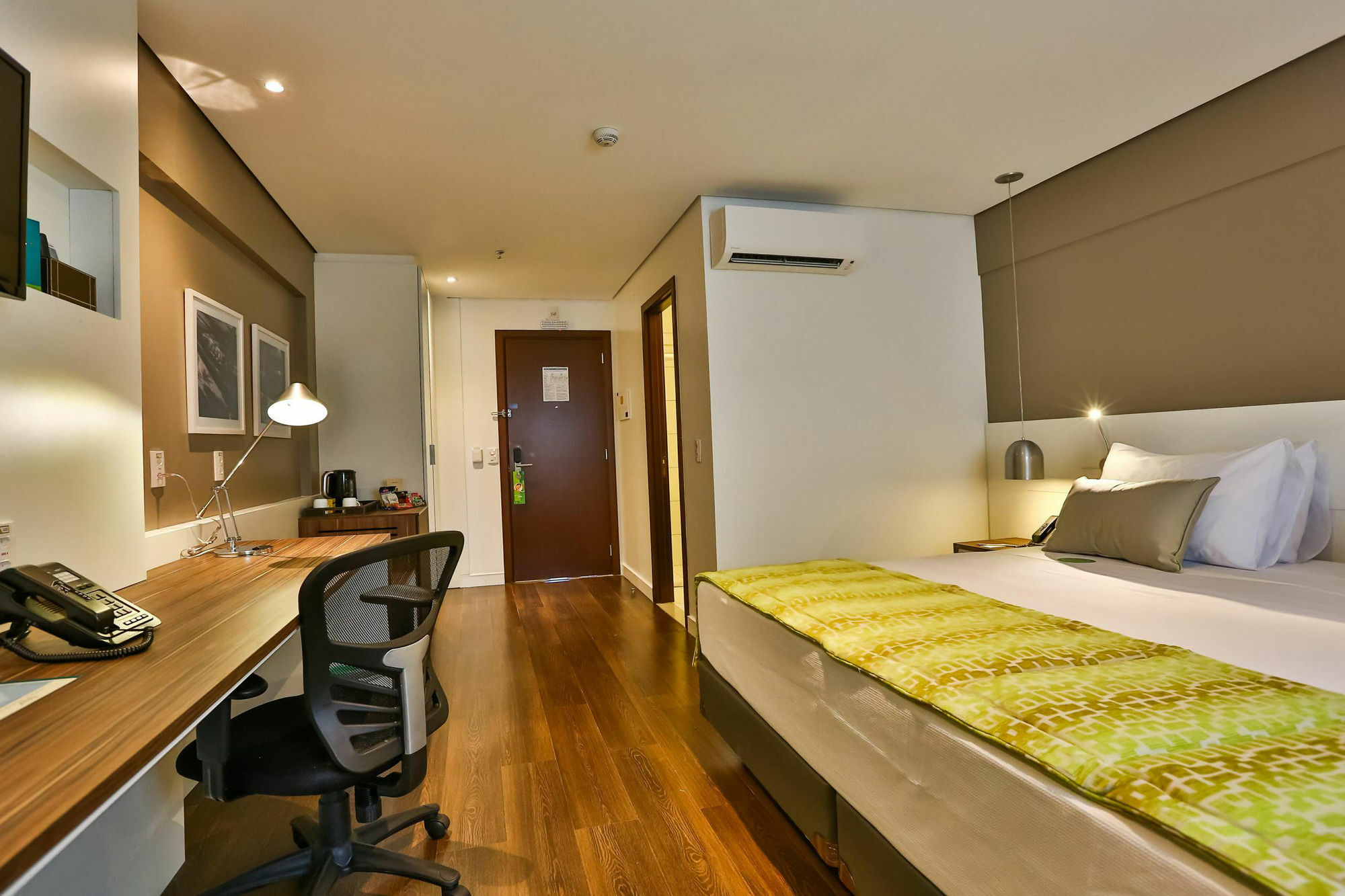 Quality Hotel Flamboyant Goiania Bagian luar foto